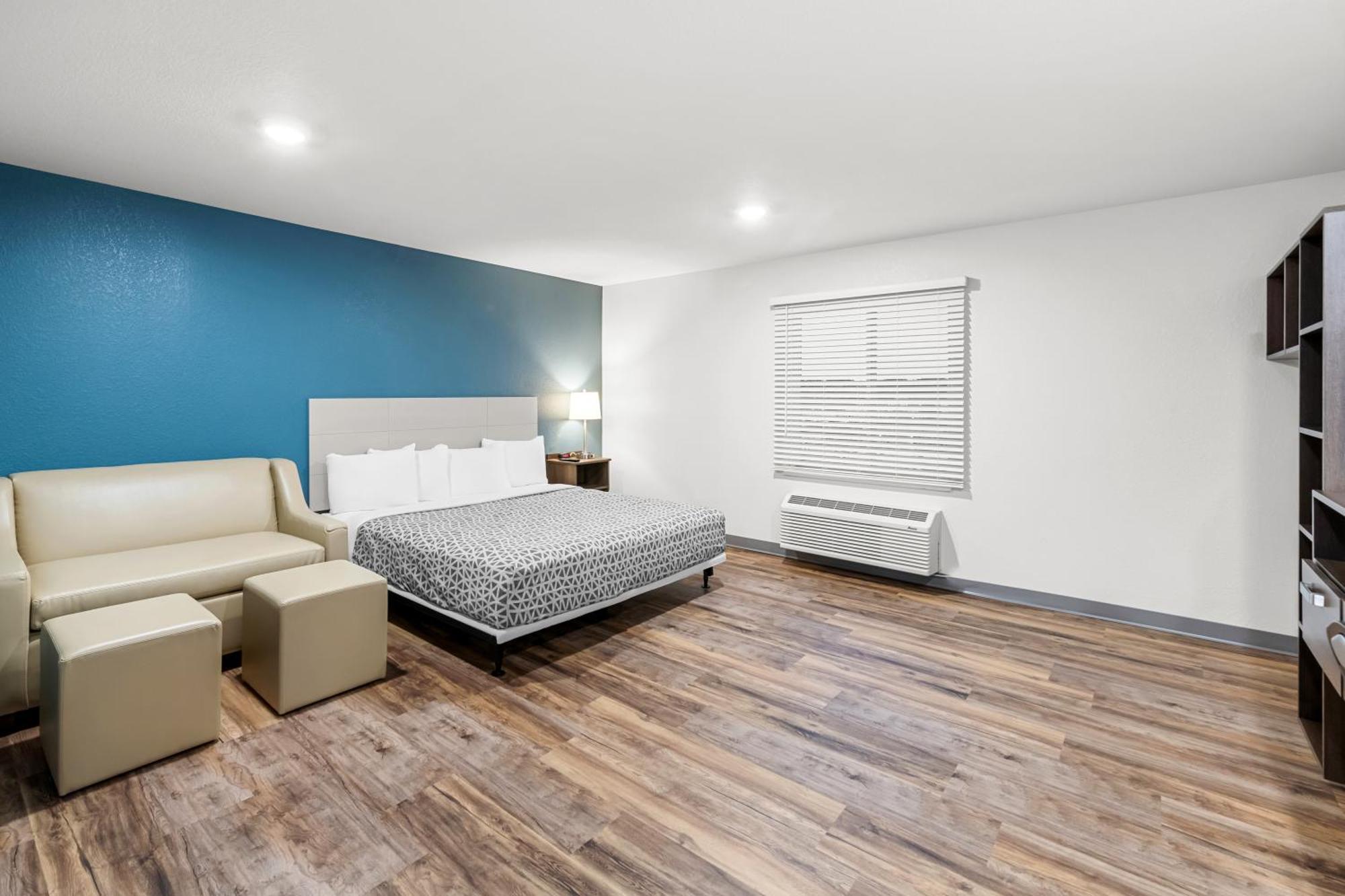 Woodspring Suites Kansas City Airport Dış mekan fotoğraf