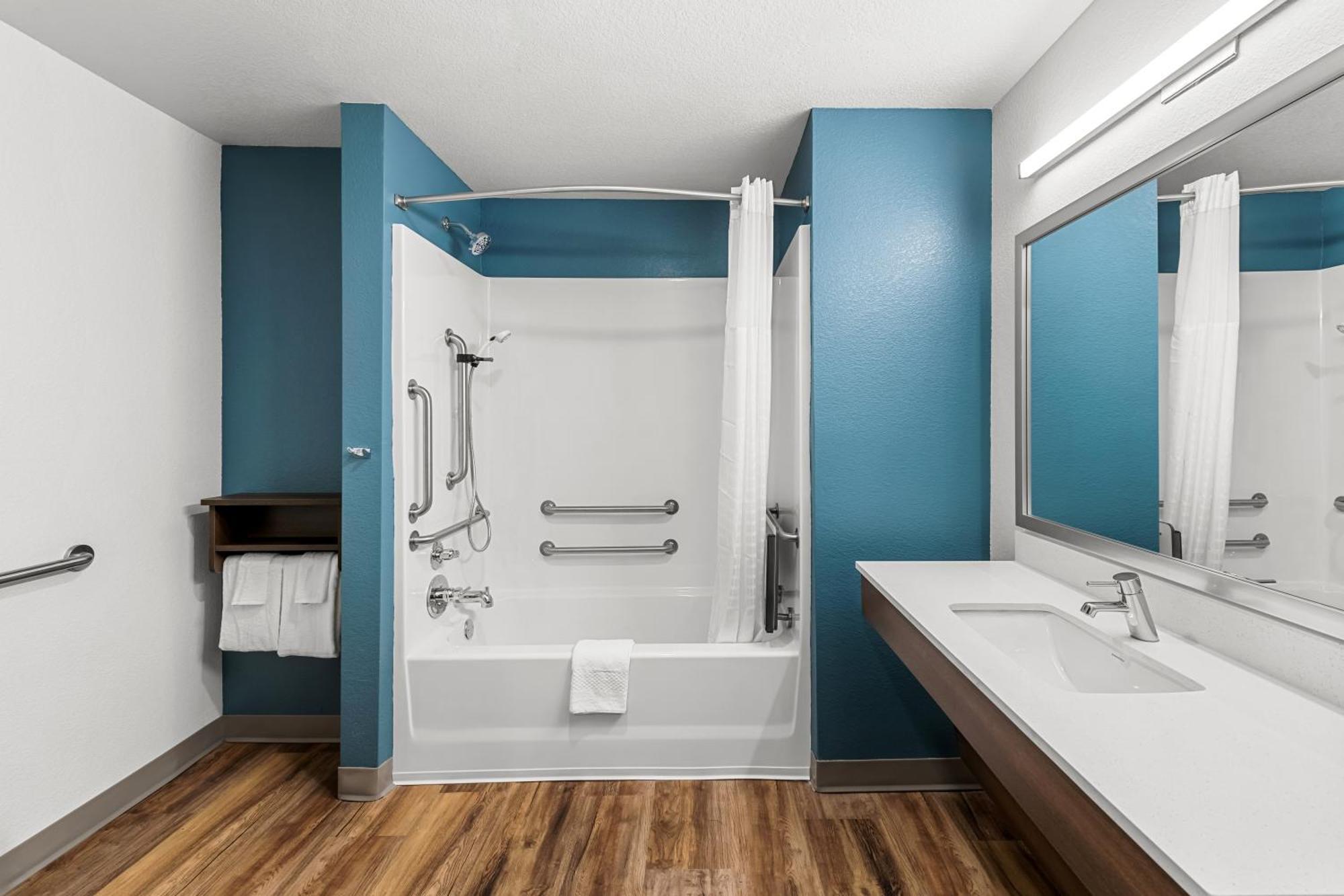 Woodspring Suites Kansas City Airport Dış mekan fotoğraf
