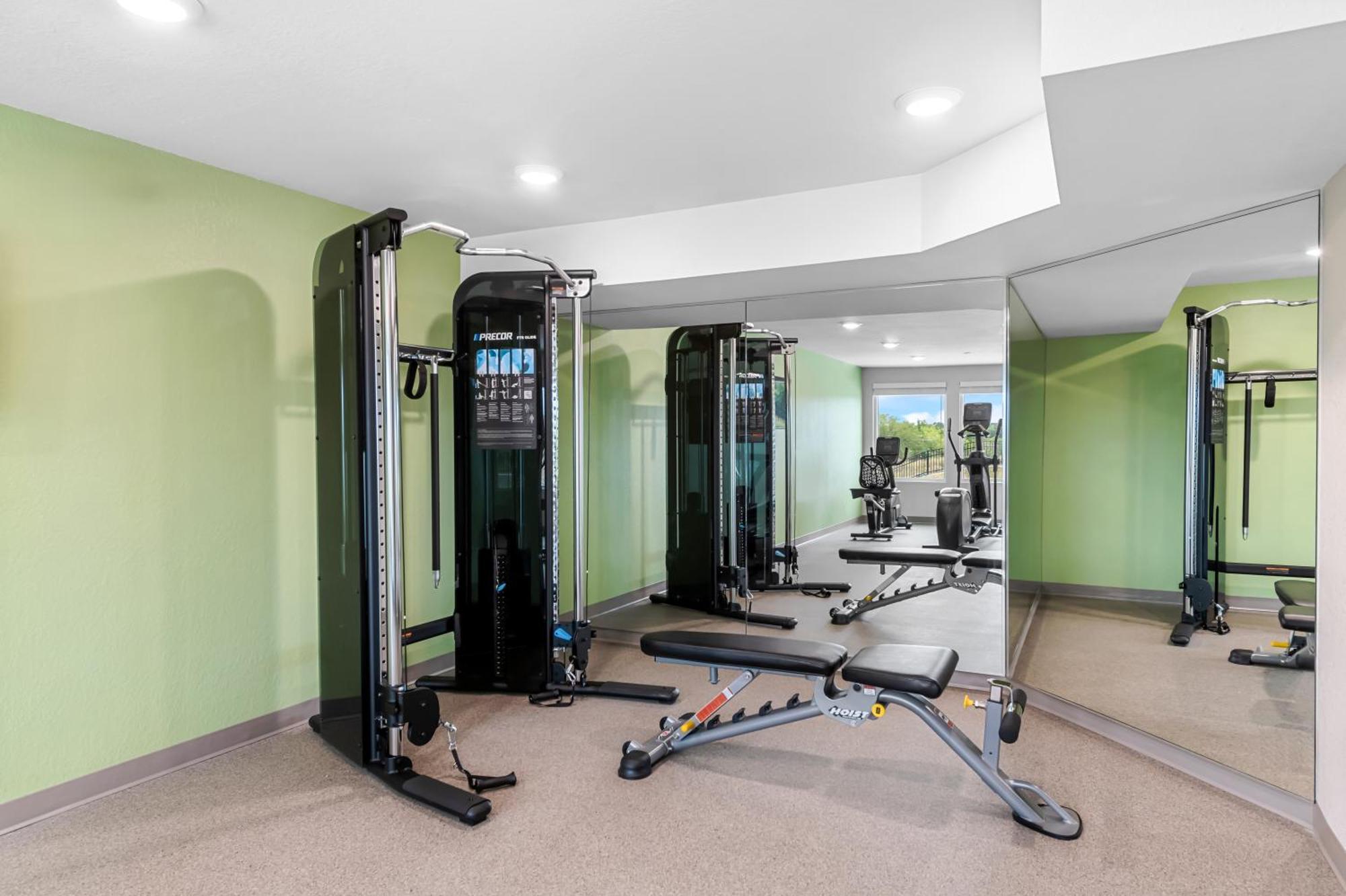 Woodspring Suites Kansas City Airport Dış mekan fotoğraf