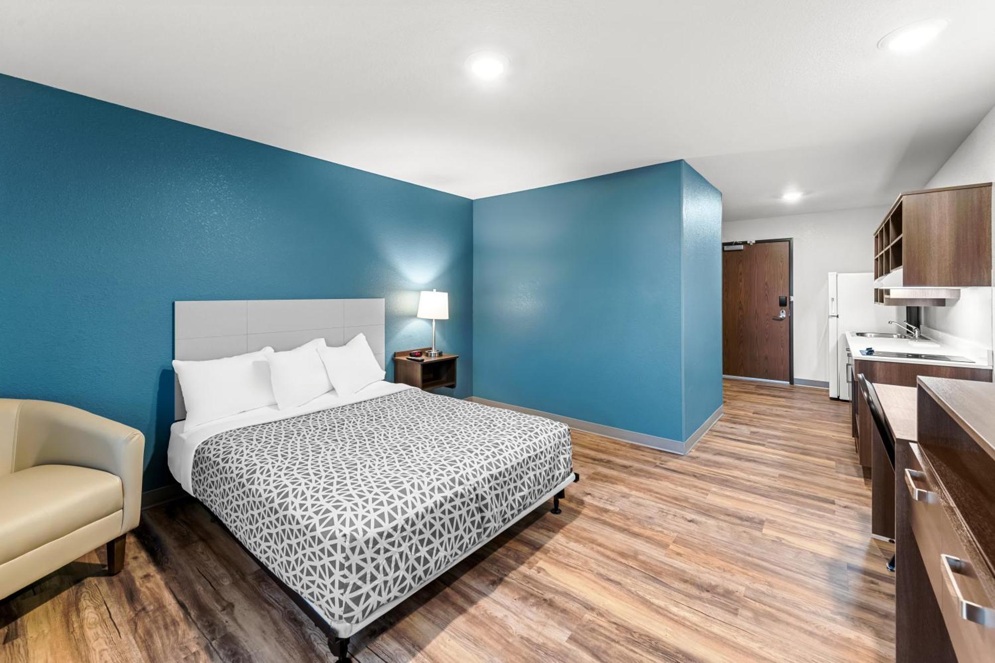 Woodspring Suites Kansas City Airport Dış mekan fotoğraf