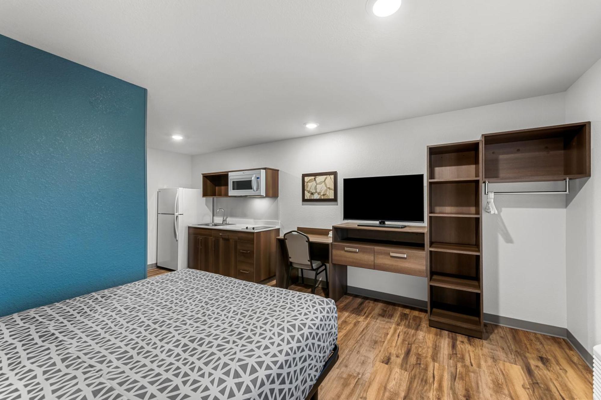 Woodspring Suites Kansas City Airport Dış mekan fotoğraf